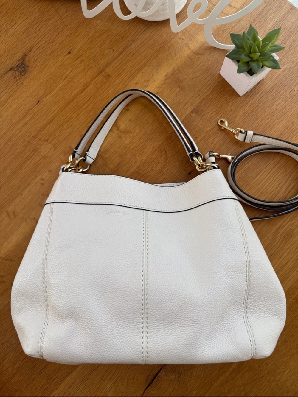 Coach Cream Pebbled Leather Shoulder Bag with Gold Hardware - Picture 4 of 11
